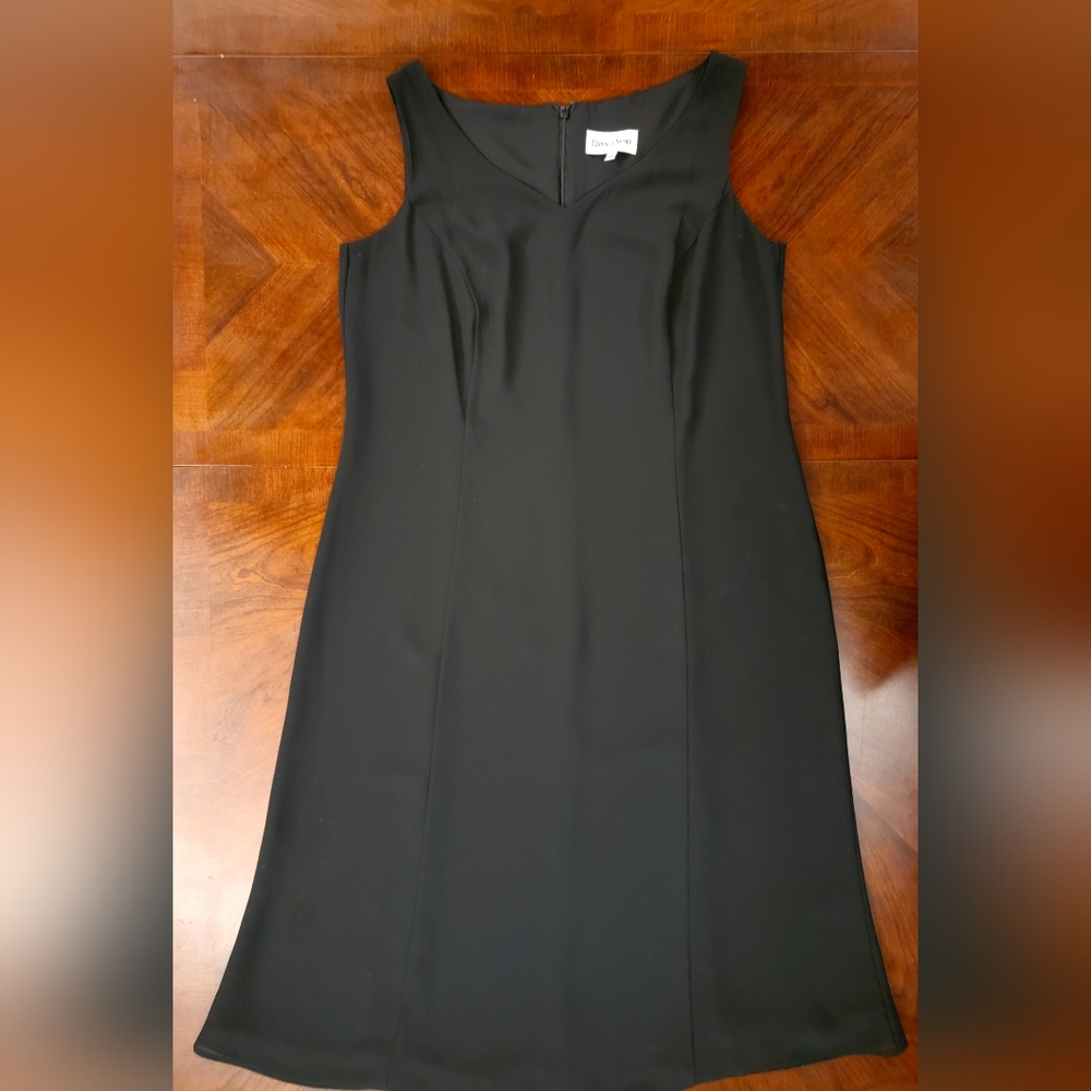 16W Danny & Nicole V Neck, princess cut, sleeveless, black dress